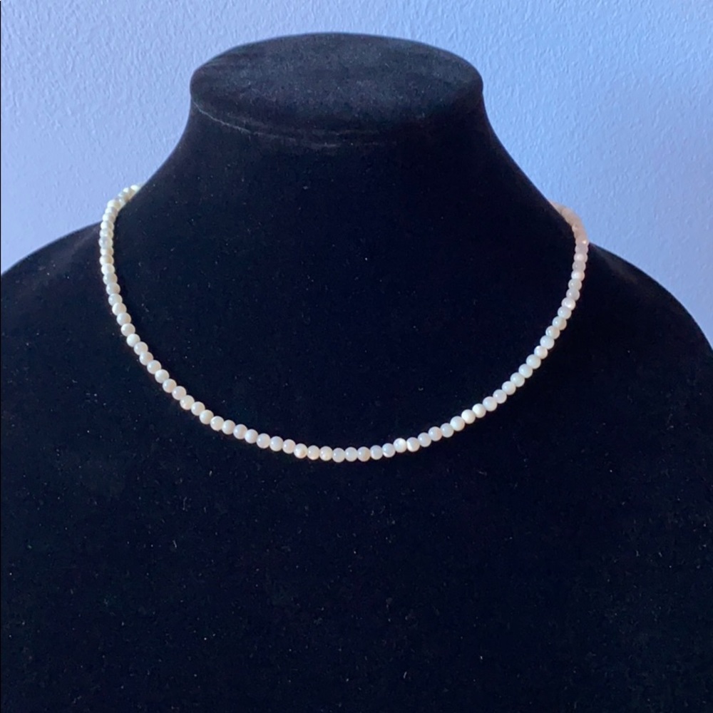 17” Mother of Pearl Bead Necklace